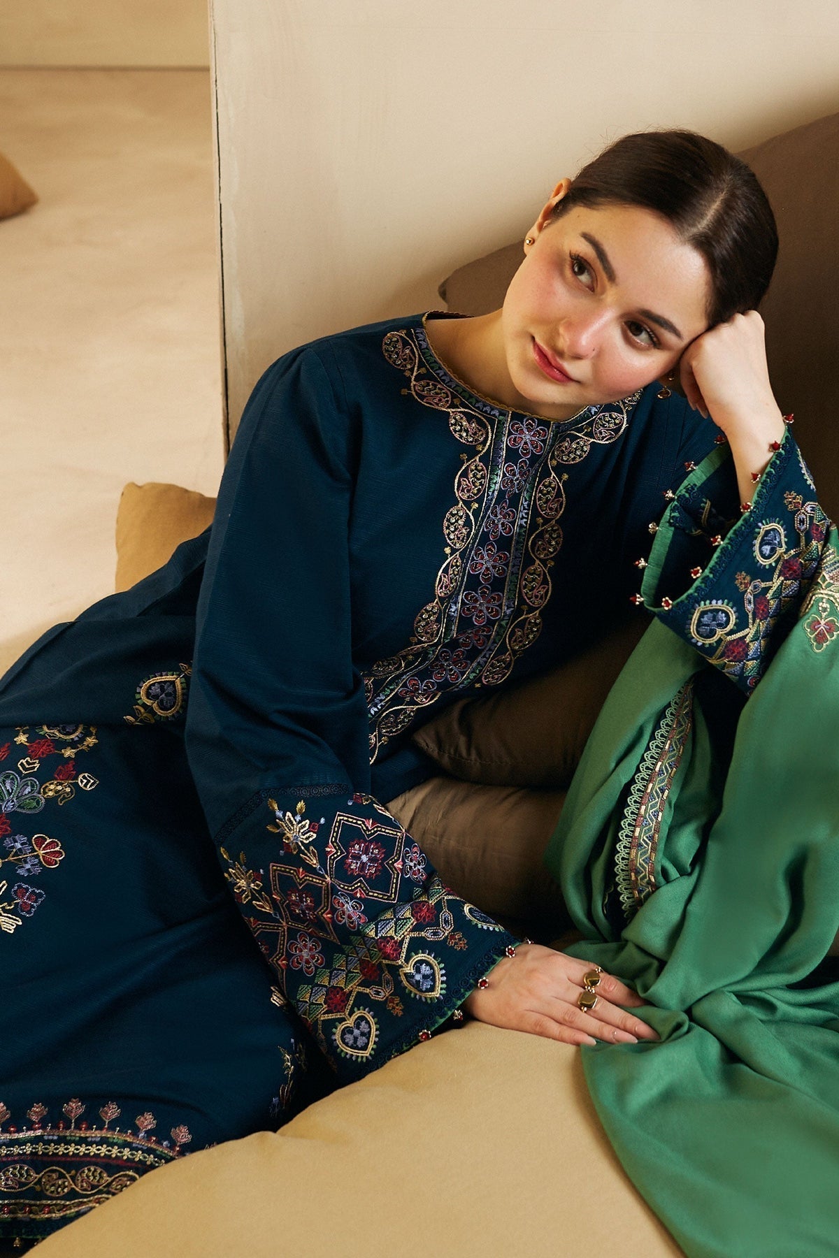 ZARA SHAHJAHAN - 3PC DHANAK EMBROIDERED SHIRT WITH DHANAK EMBROIDERED SHAWL AND TROUSER - HZG1370